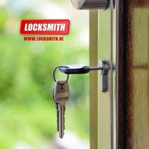 b2b locksmith services