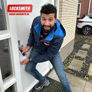 slotenmaker hellevoetsluis