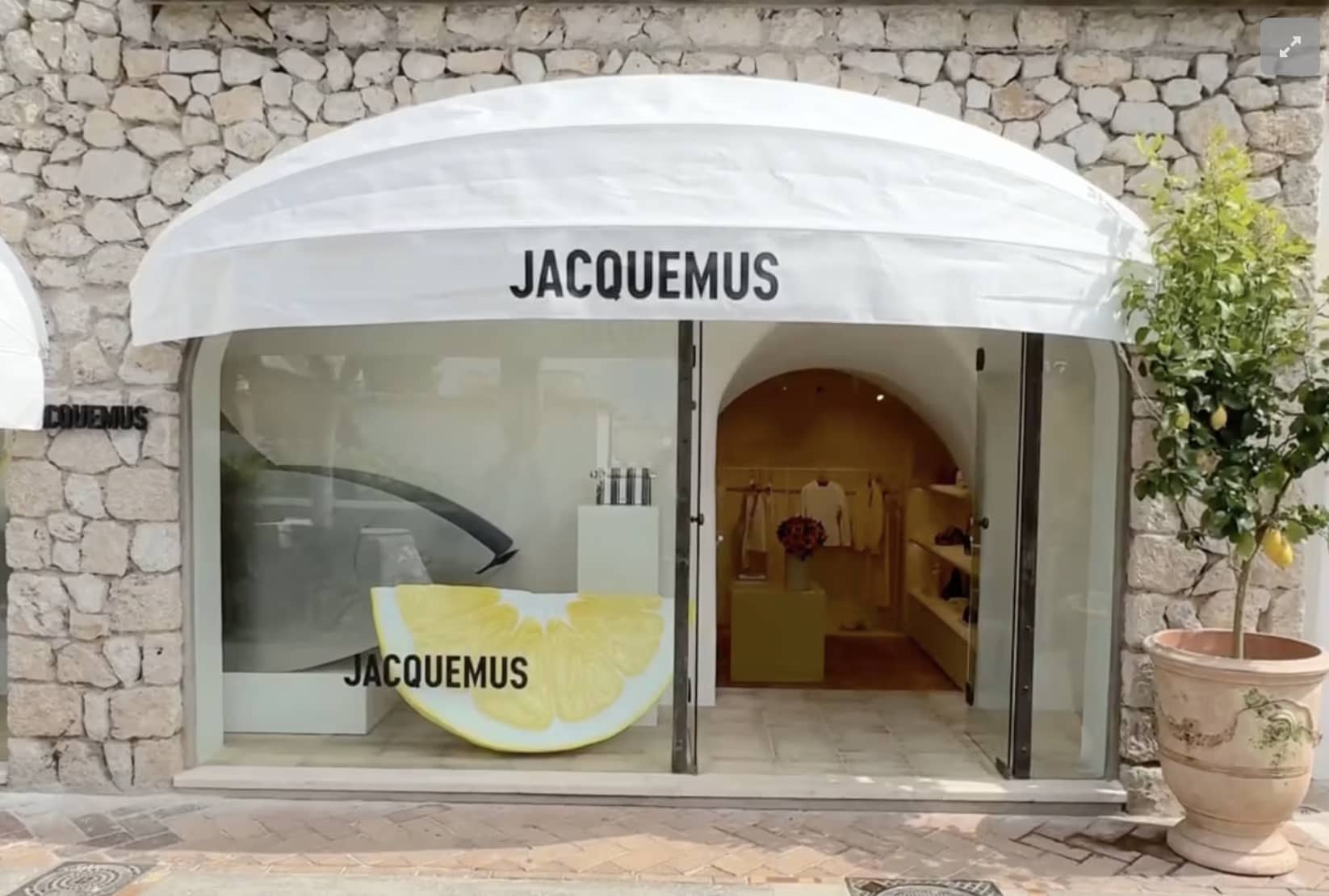 Jacquemus Capri