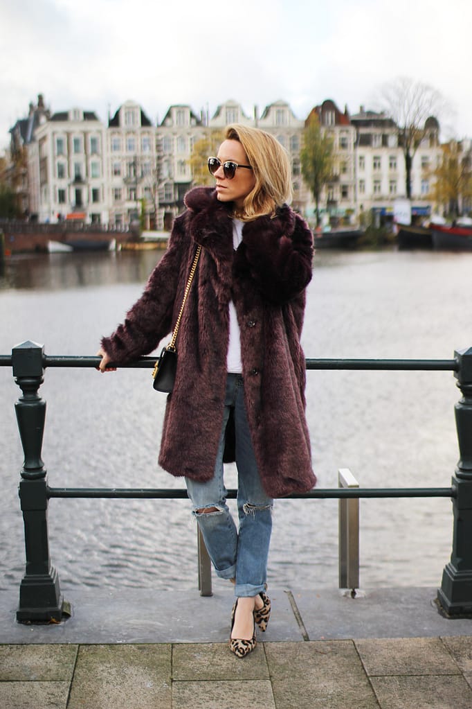 burgundy-faux-fur-sm