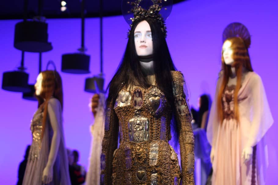 Jean Paul Gaultier From Sidewalk to Catwalk Expo 2013 (6)