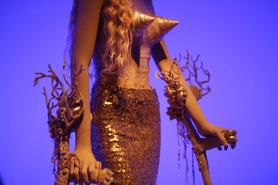 Jean Paul Gaultier From Sidewalk to Catwalk Expo 2013 (7)